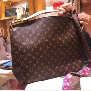 Louis Vuitton Graceful MM - Excellent Condition